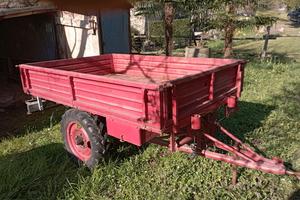 Rimorchio agricolo