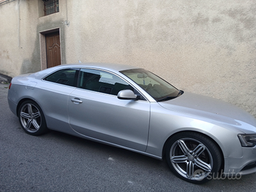 Audi a5 coupe'