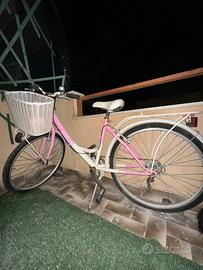Bicicletta Rosa da città