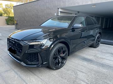 Audi rsq8 tfsi v8 quattro dynamic plus carbon look