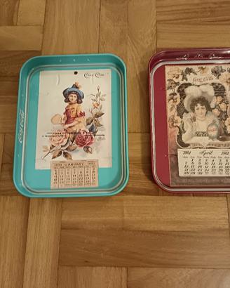 Vassoi Coca-Cola da collezione con calendario 