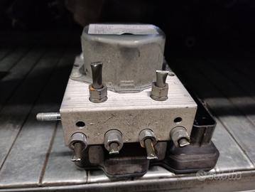 Gruppo abs RENAULT CLIO 1461cc DCI del 2017