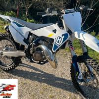 Husqvarna tc 125 2022 a carburatore 30 ore