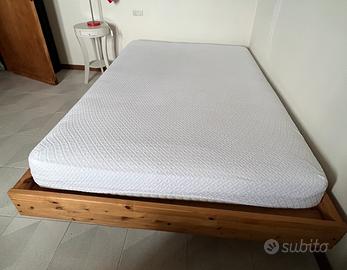 Letto Ikea incluso di doghe e materasso 140x200