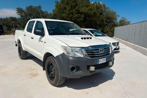 TOYOTA HILUX 2.5 D4D 143 CV DOPPIA CABINA 4X4