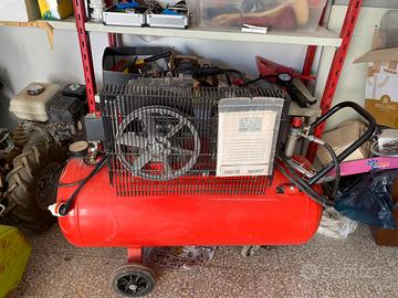 Compressore 100 litri professionale