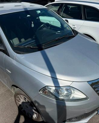 LANCIA Ypsilon 1.2 69 CV 5 porte S&S Gold