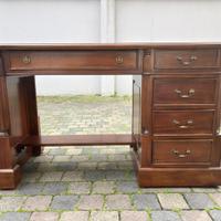 Scrivania professionale in legno massello e pelle