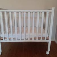 Lettino in legno massello di faggio Erbesi