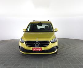MERCEDES-BENZ CLA sse T T 180d Premium