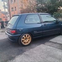 Renault Clio Williams 
