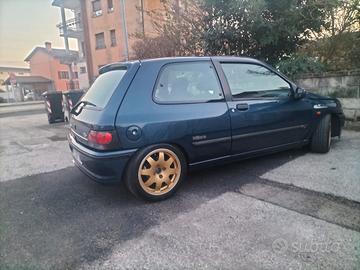 Renault Clio Williams 