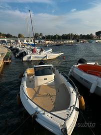 Barca a motore Schizzo 565 + motore Mercury 40/70