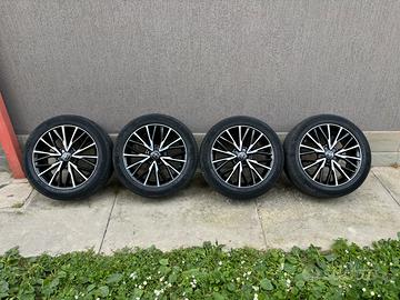 4 cerchioni Toyota R18