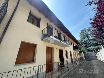 2 LOCALI A GASSINO TORINESE