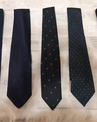 Set cravatte super