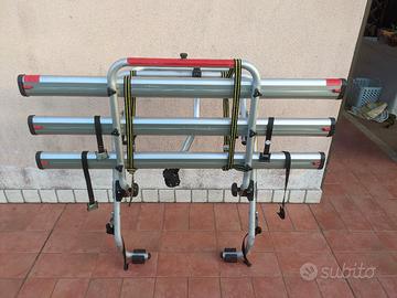Portabici universale in alluminio per tre biciclet