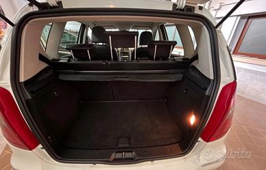 Si vende Mercedes Classe A 2011