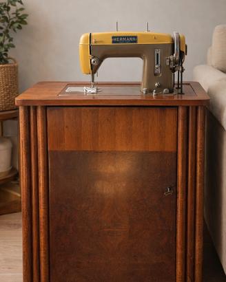 Macchina HERMANN anni ’50 con mobile Giannini