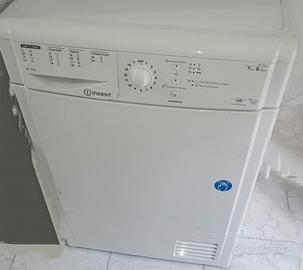 asciugatrice Indesit come NUOVO 