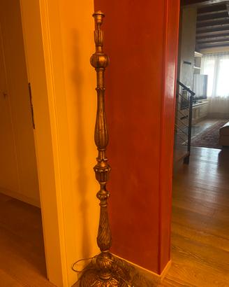 Lampada da terra legno antico