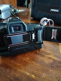 Fotocamera Canon EOS 650 a rullino