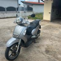 Scarabeo Aprilia 250 ie