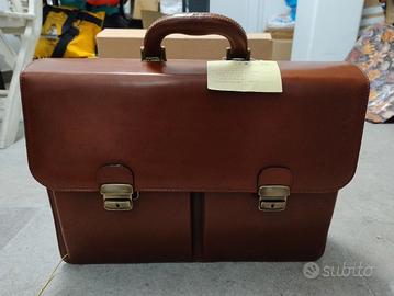 Valigetta ventiquattrore vera pelle nuova