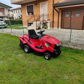 trattorino tagliaerba al ko come nuovo 15.5cv