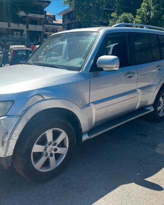 Mitsubishi Pajero 3.2 DI-D 16V aut. 5p. Instyle DP
