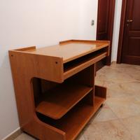 Scrivania porta pc 