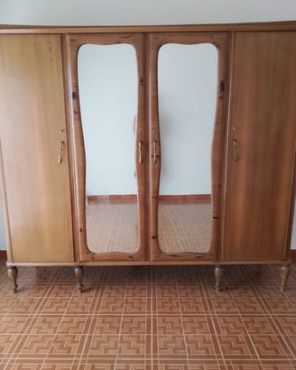 Armadio in legno anni 40/50