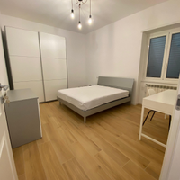 Stanze per studentesse Metro B Jonio