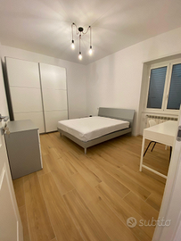 Stanze per studentesse Metro B Jonio