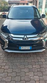 mitsubishi outlender