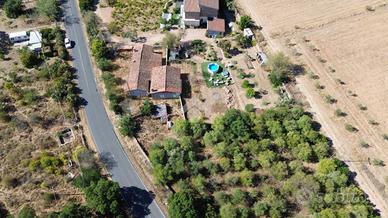 RUSTICO A LOIRI PORTO SAN PAOLO