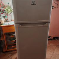 Frigorifero Doppia Porta Indesit RAA 29
