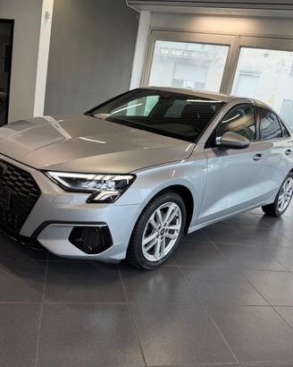 Audi A3 SPB 30 TFSI S tronic line edition