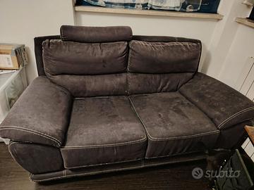 Divano due posti scamosciato nero (no letto)