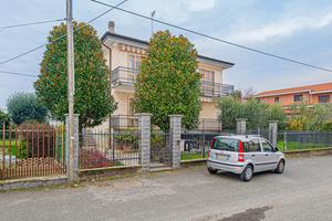 Villa o villino Alpignano [Cod. rif 2195VRG]