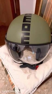 CASCO MOMO DESIGN E GIVI HPS