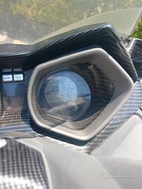 XMax 250