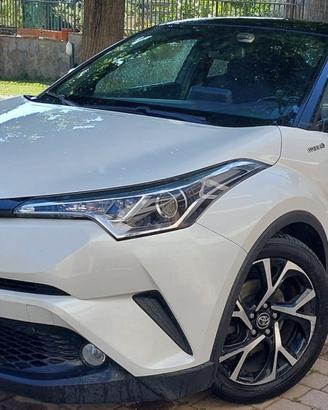 TOYOTA CHR-STYLE
