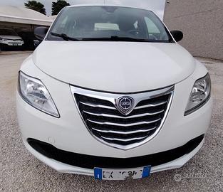 LANCIA Ypsilon 0.9 TwinAir 85 CV 5 porte Metano Ec