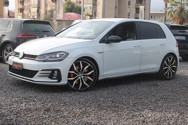 Volkswagen Golf GTI Tua A SOLI 250€ al mese Antici