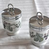 Royal Worcester 2 cuoci uovo in porcellana inglese