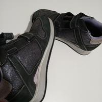 scarpe médicale  per i piedi piatti 