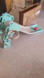 scivolo per bimbi con canestro 