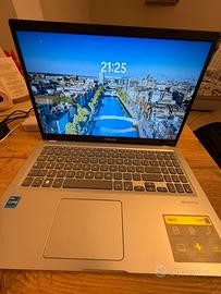 ASUS Vivobook 15 i3 8GB SSD 512GB