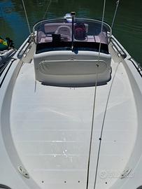 Numo 580. con motore yamaha 80 cv